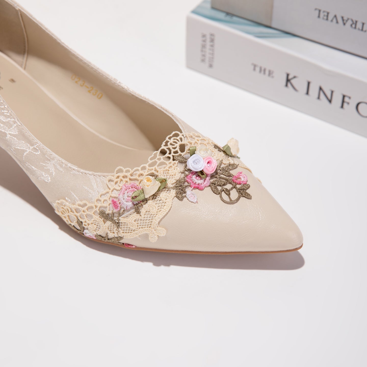 Women's Jacquard Kitten Heel Sandals | Pointed Toe Lace Flower Embroidery Heels
